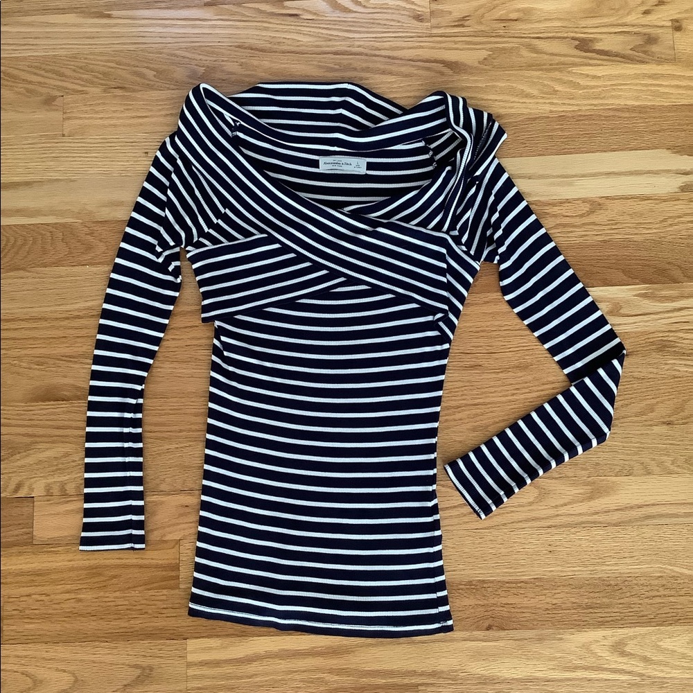 Abercrombie and Fitch Top